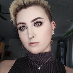 Meet your Posher, Kendall